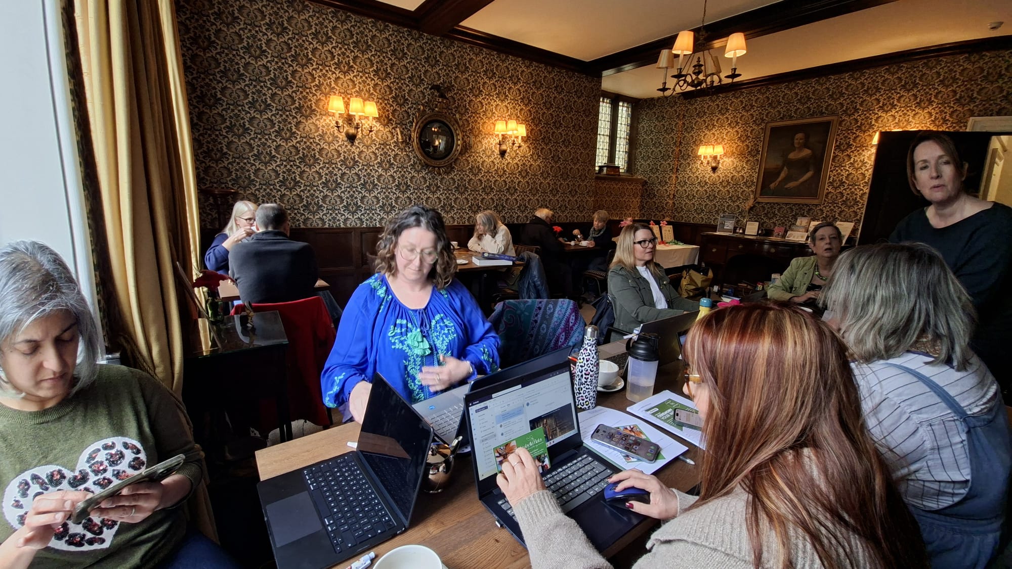 coworking desks at grantham House
